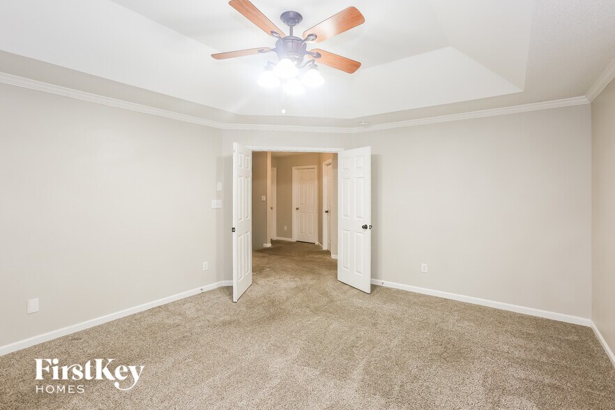 Building Photo - 8802 Glenover Cir