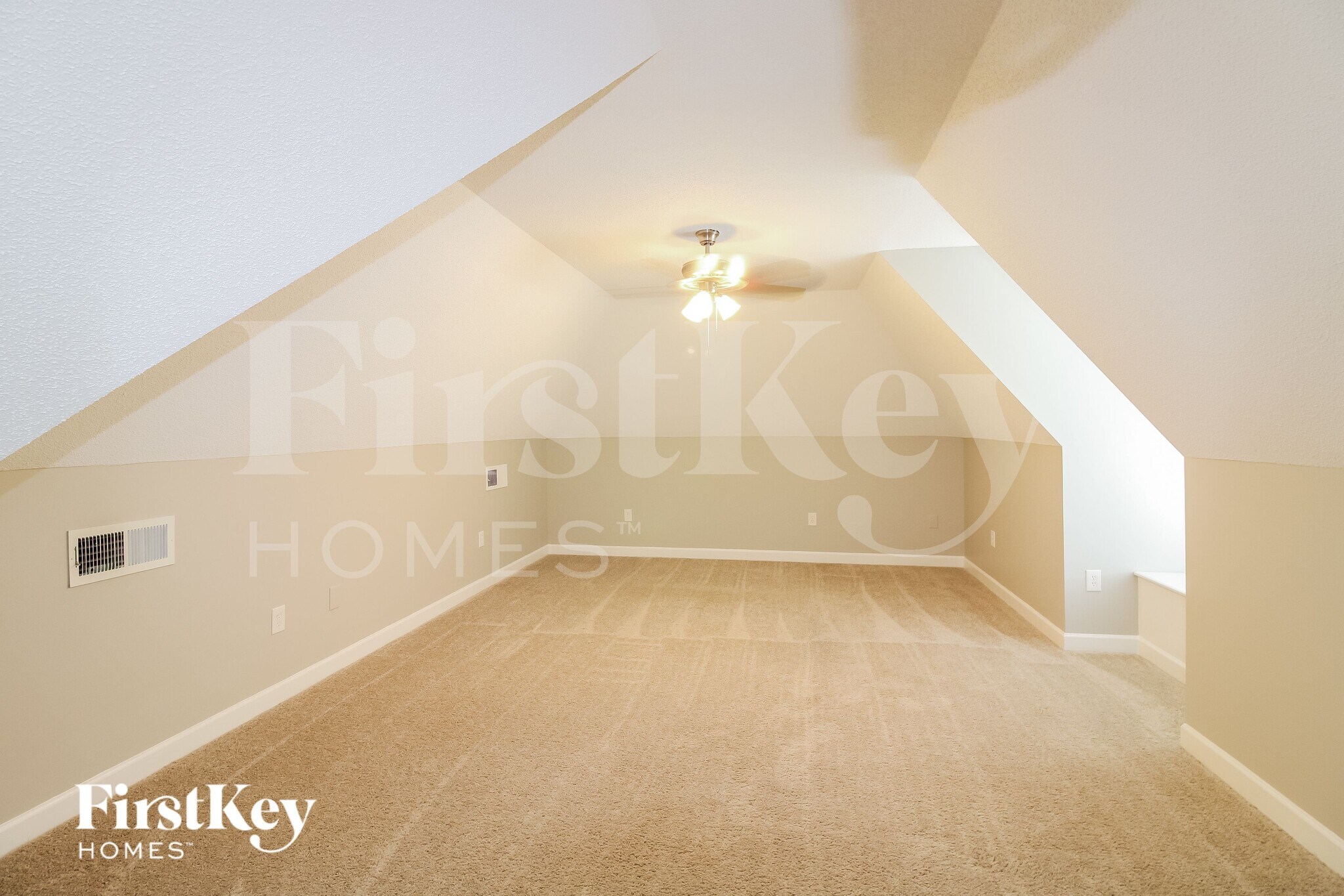 Building Photo - 8485 Farley Ave