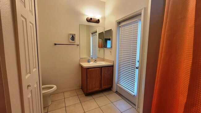 Building Photo - Large Citrus Springs 4/2/2