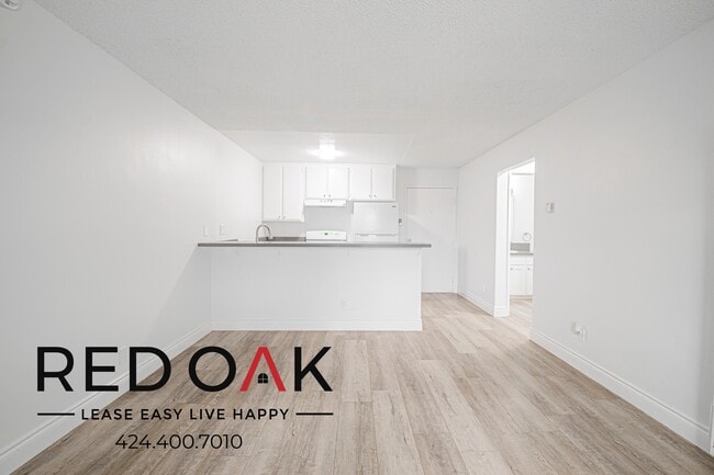 Primary Photo - 706 McDonald Ave