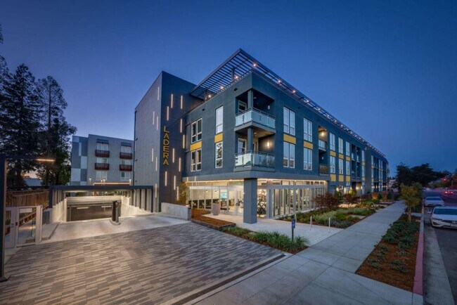 Building Photo - 398 Ortega Ave