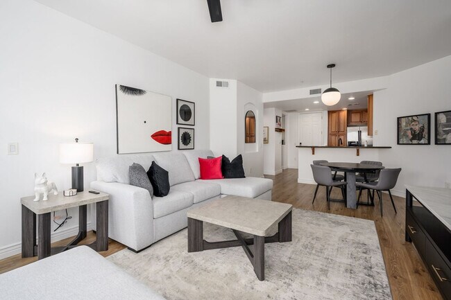 Building Photo - 5450 E Deer Valley Dr