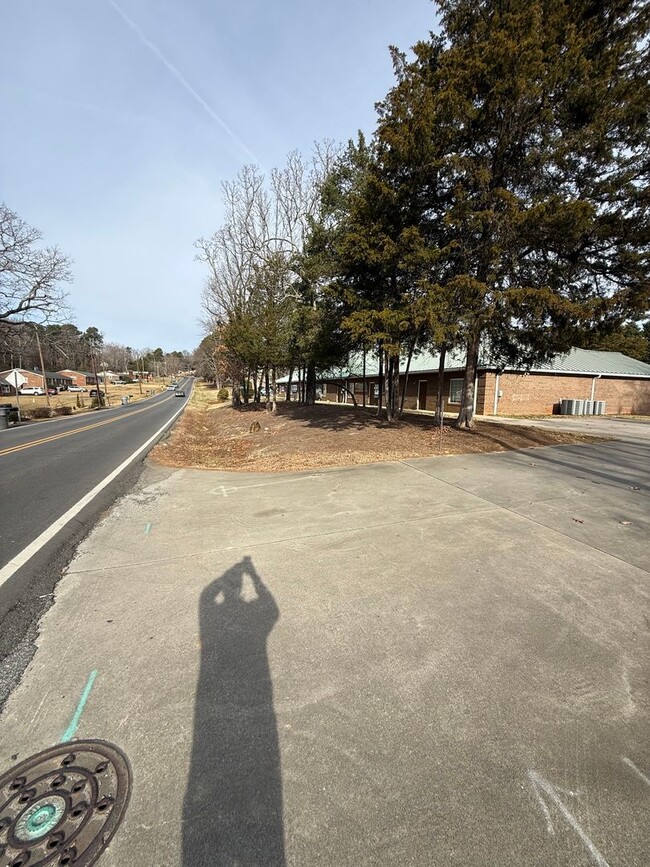 Building Photo - 131 Dublin Square Rd