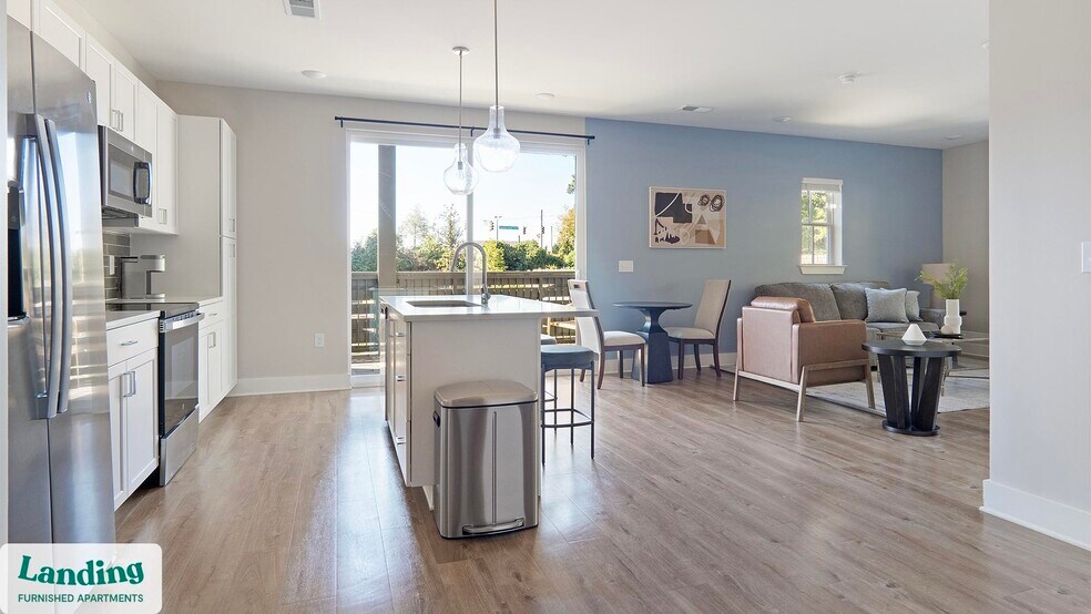 Building Photo - 1000 Forestview Dr