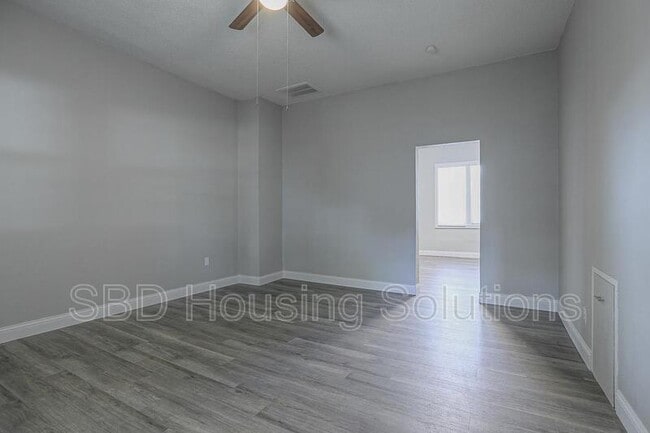 Building Photo - 1700 S Harvard Ave