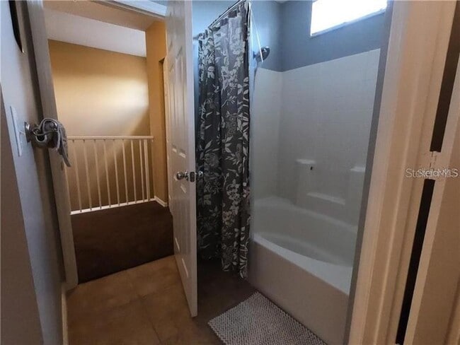 Building Photo - 5450 Bentgrass Dr