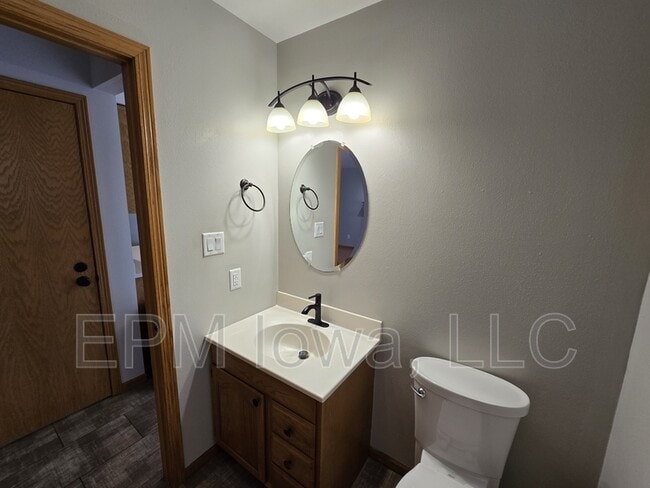 Building Photo - 4710 Donald Dr