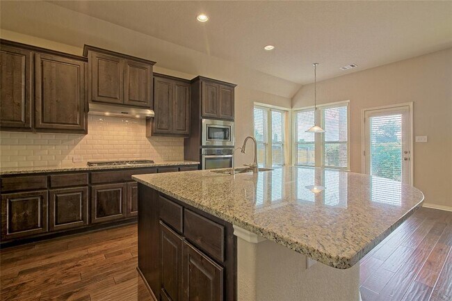 Building Photo - 2700 Madelena Ct