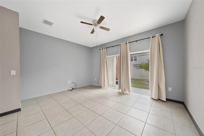 Building Photo - 2060 Viewfinder St