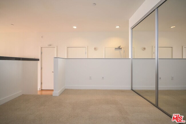 Building Photo - 3810 Wilshire Blvd