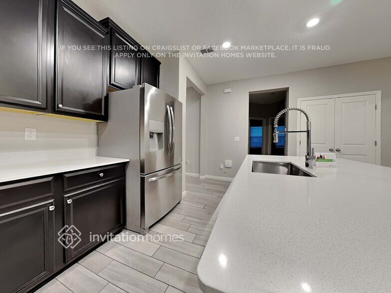 Building Photo - 11293 Oyster Creek Rd