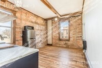 Building Photo - 101 S Main Ave