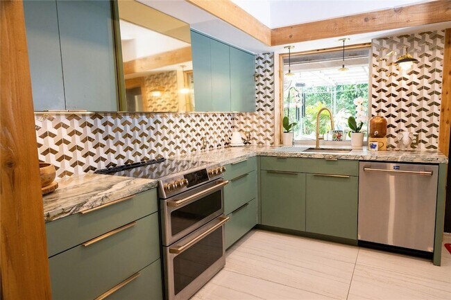 Building Photo - 9340 SW 178th Terrace