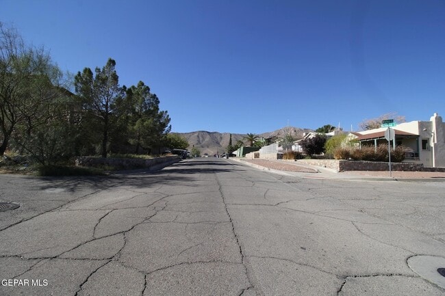 Building Photo - 3200 Richmond Ave