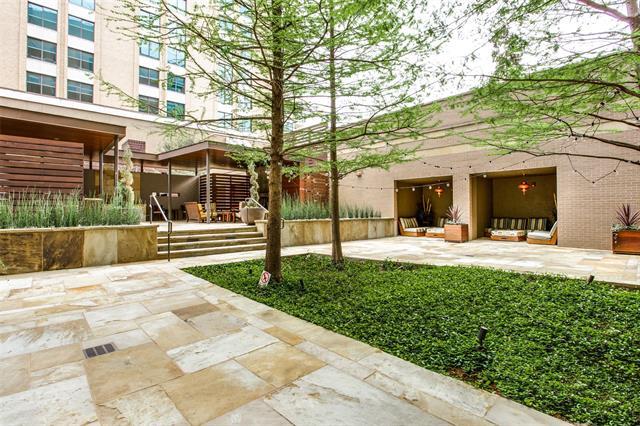 Building Photo - 5656 N Central Expy