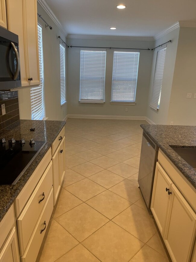 Building Photo - Paradise, Tranquility & Convenience — A Must-See Home in The Reserve at Minneola