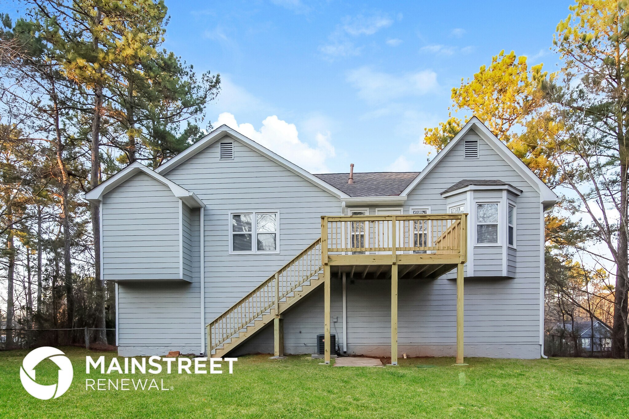 Building Photo - 170 Oak Landing Dr S