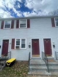 Building Photo - "Cozy 1-Bedroom Gem in Front Royal – Ideal...