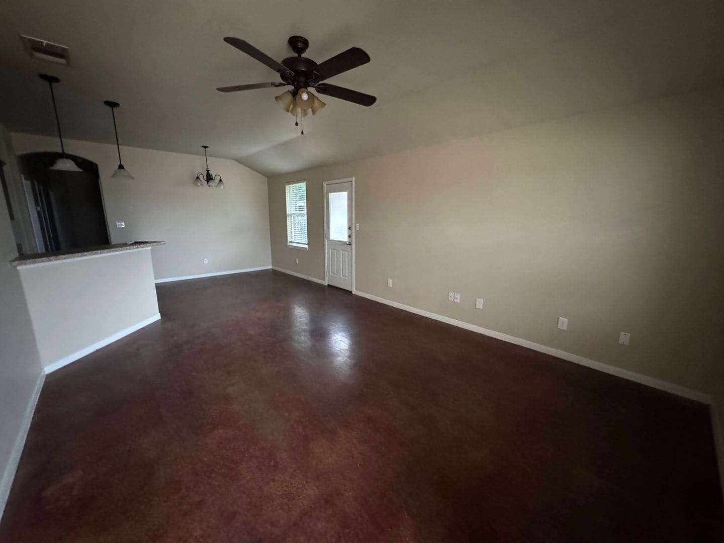 Building Photo - 4305 Cambridge Dr