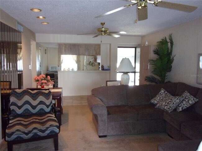 Building Photo - 216 Cypress Ln