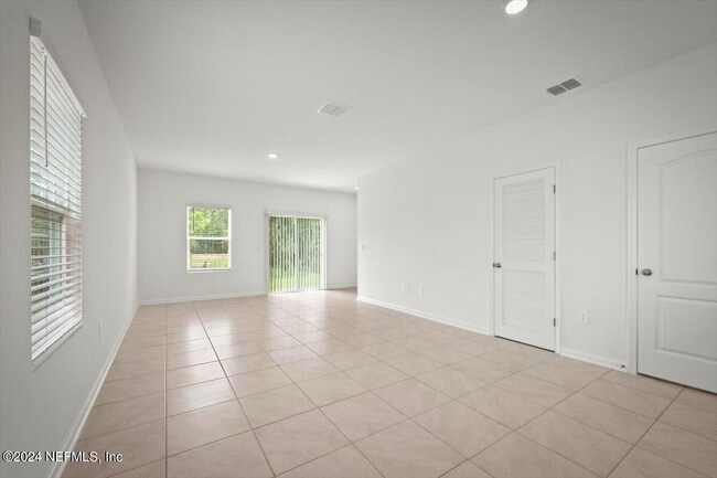 Building Photo - 38 Tidal Bch Ave