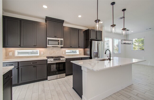 Building Photo - 15110 Dry Crk Jct Pl