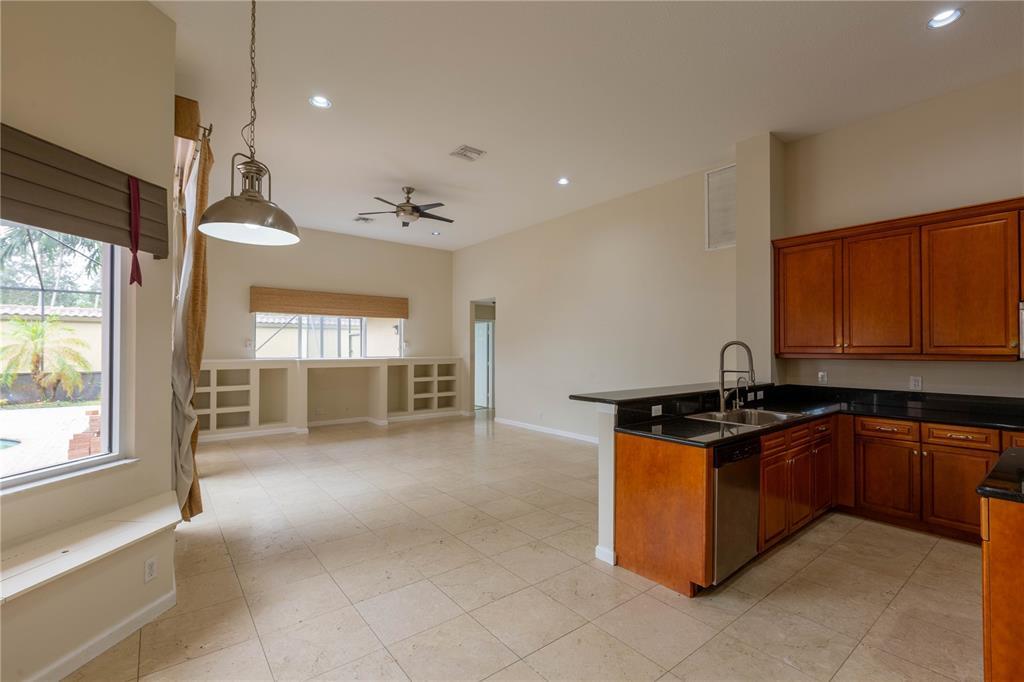 Building Photo - 18520 SW 39th Ct