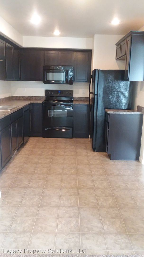 Building Photo - 3 br, 2.5 bath House - 3837 Fire Walker Trail