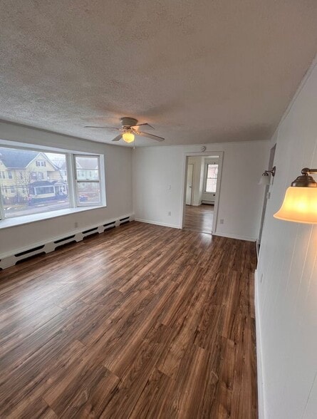 Building Photo - 97 Liberty St