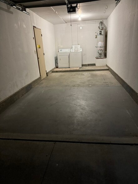 Building Photo - 4915 Conway Ter