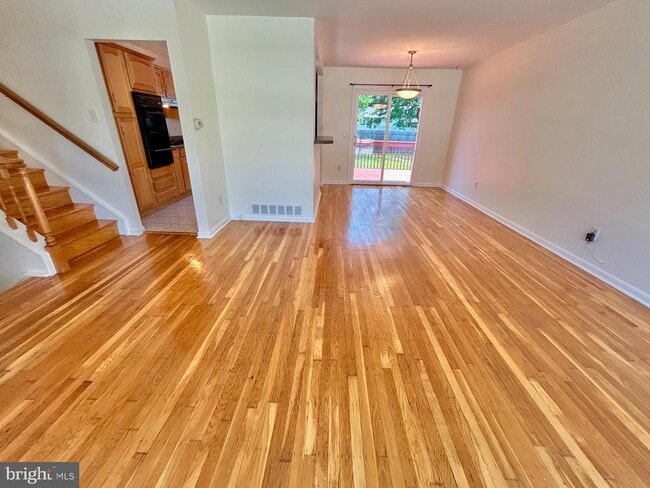 Building Photo - 986 Sherbrook Cir