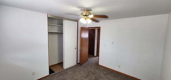 Building Photo - 309 Daley Dr