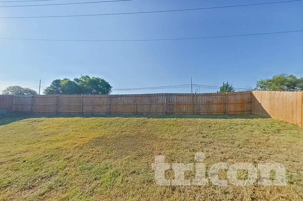 Building Photo - 232 Tulane Dr