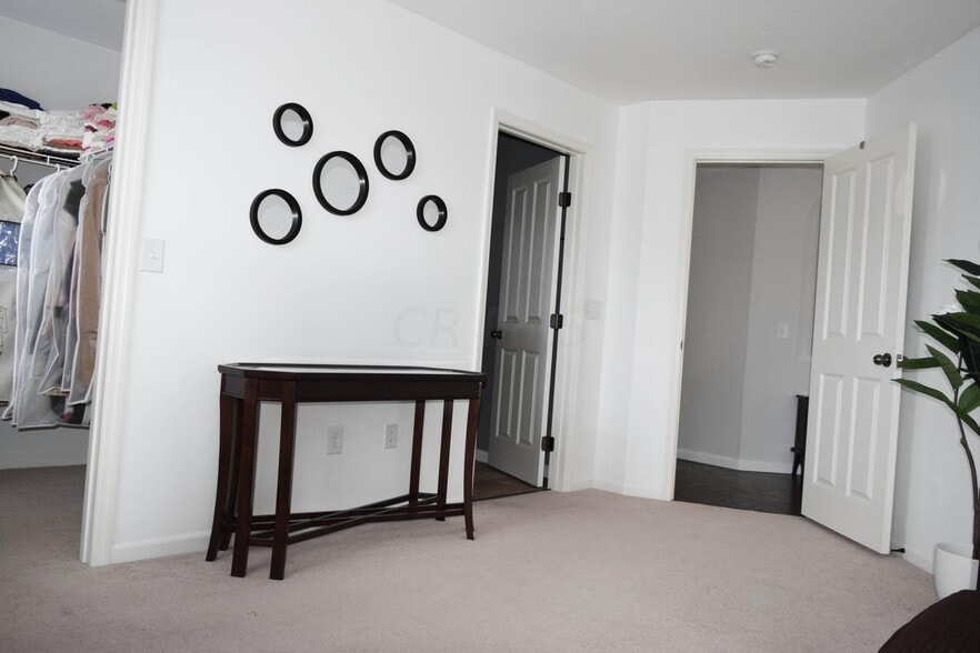 Building Photo - 6126 Kirklington Cir