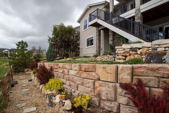 Building Photo - Spacious 4-Bedroom Home in Prestigious For...