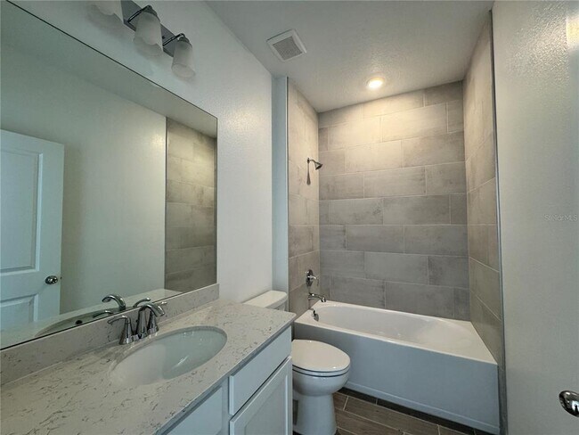 Building Photo - 8885 SW 68th Ter Rd