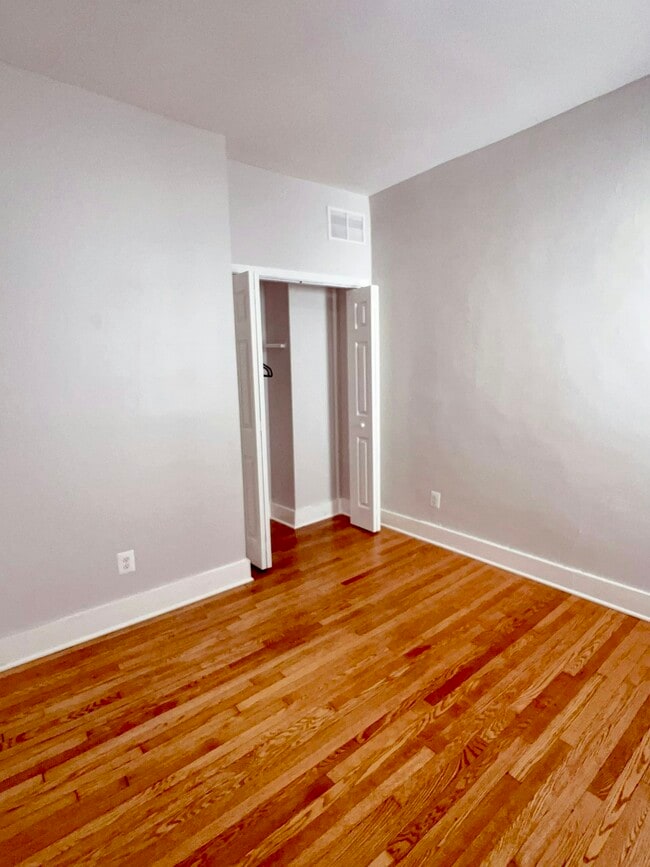 Building Photo - 1114 Whitelock St
