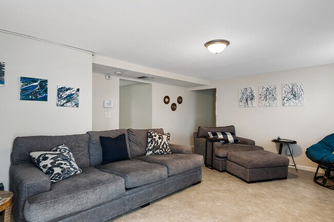 Living Room - 2012 SW 4th Ave