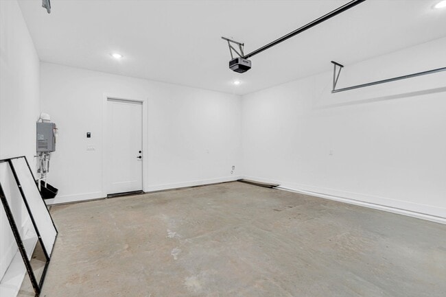 Building Photo - 1703 Nomas St