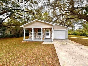 Building Photo - 4780 Oakland Dr
