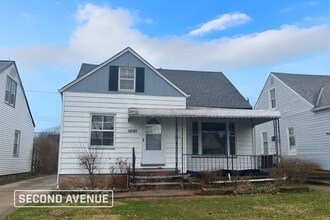 Building Photo - 14707 Tokay Ave