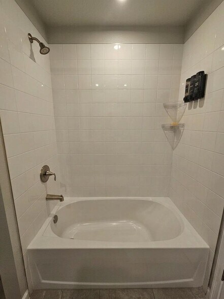Bathroom3_View3 - 26030 Fantasy Sky Ln