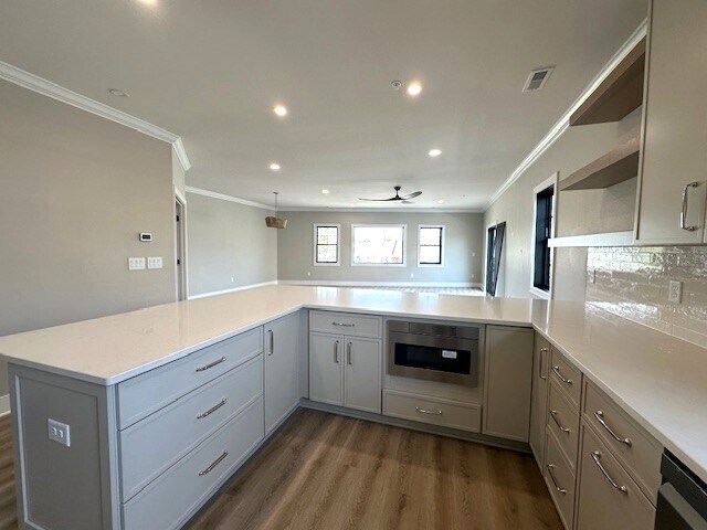 Building Photo - 117 W Wisconsin Ave