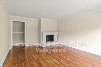 Building Photo - 1200 Lamont Dr