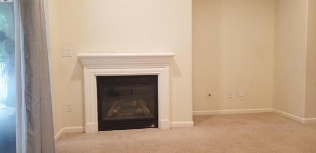 Building Photo - 3240 Maguire Way