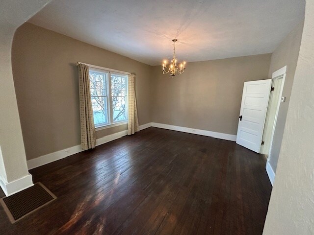 Building Photo - 813 2nd Ave E