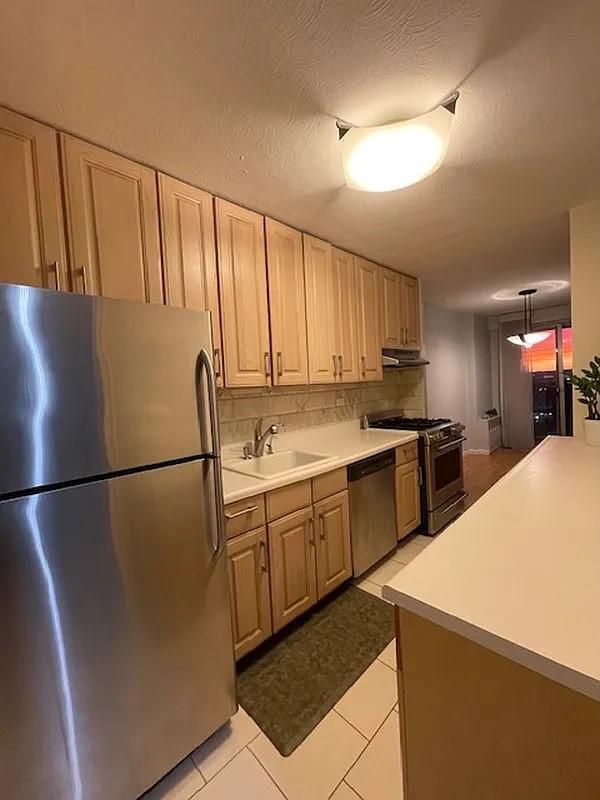 Building Photo - 601 Surf Ave