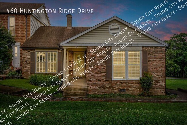 Building Photo - 460 Huntington Ridge Dr
