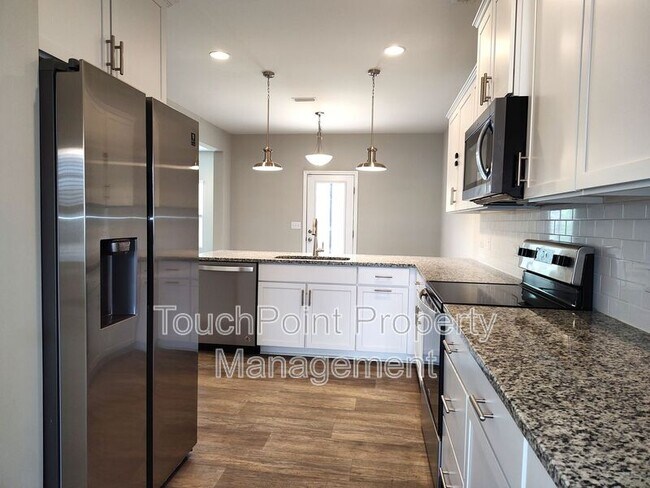 Building Photo - 8931 Rockrose Wy