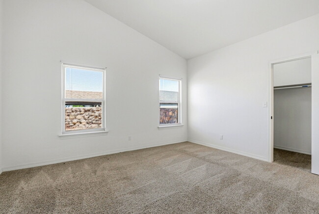 Building Photo - 13659 Everingham